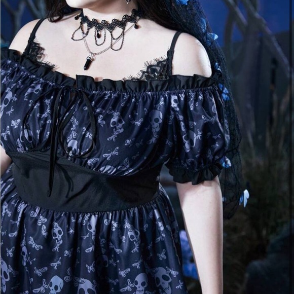 Romwe Corpse Bride Skull Print Cold Shoulder Knot Front Dress NWT - Picture 4 of 9